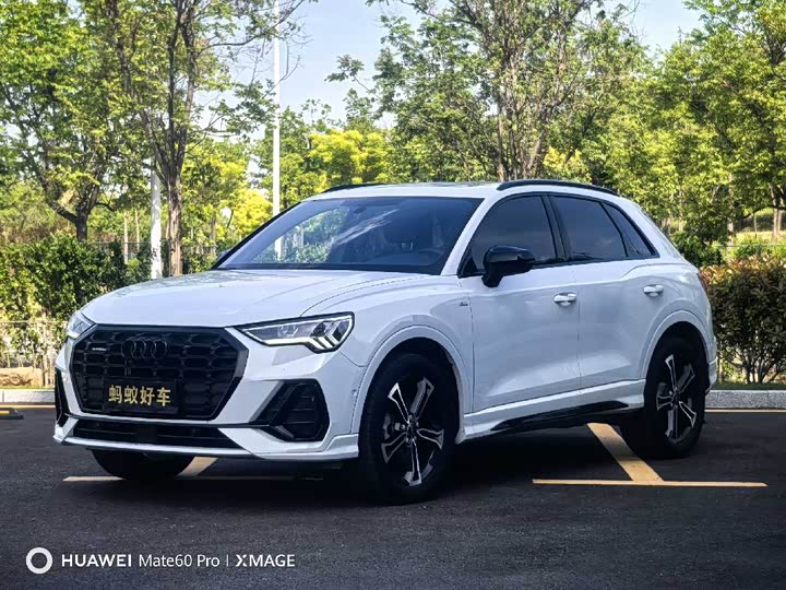 Фото 1 - Audi Q3