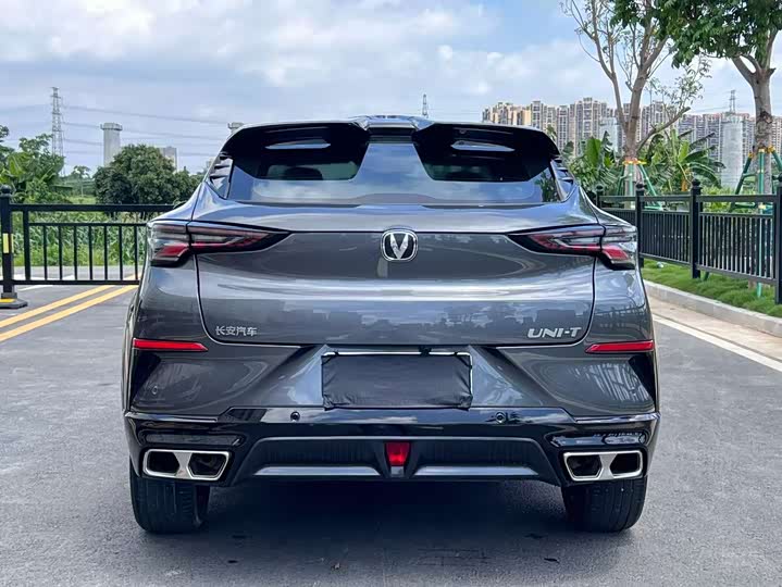 Фото 9 - Changan UNI-T