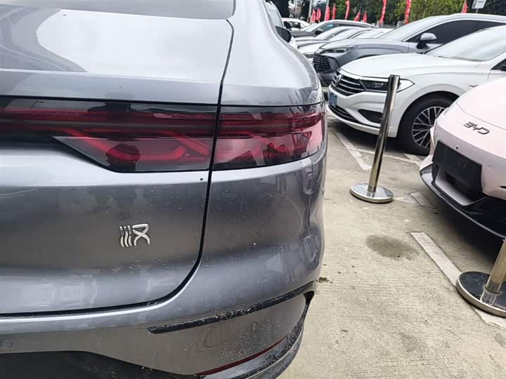 BYD Han 2025 2025款 DM-i 125KM舒适型