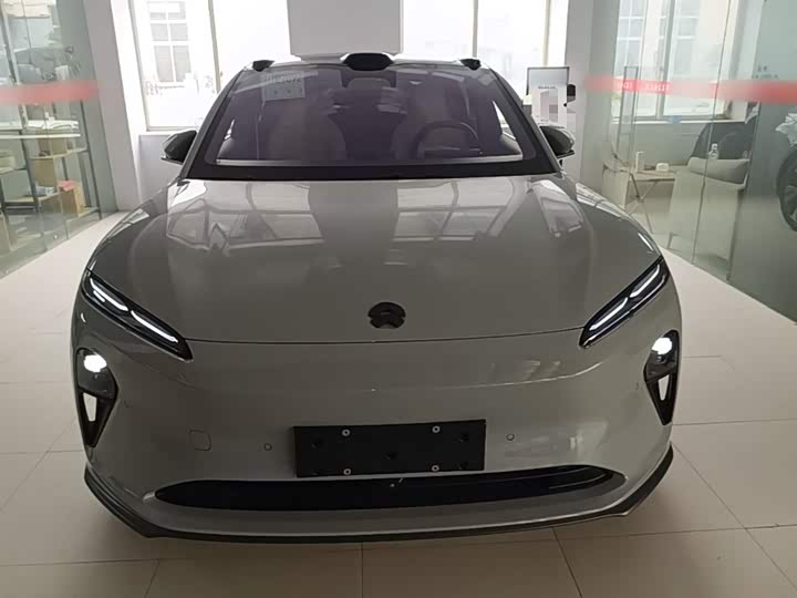 Фото 3 - Nio ET5