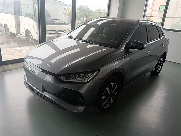 2023 BYD E2