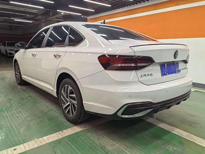 Volkswagen Lavida 2026 2026款 300TSI DSG星空满逸版