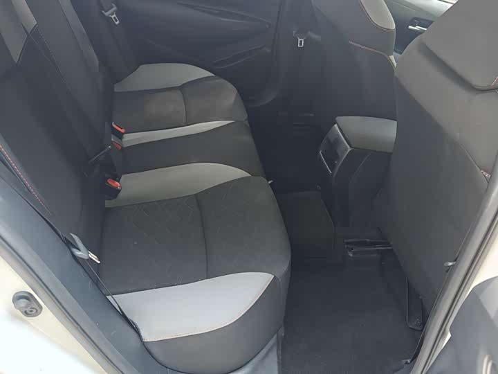 Фото 7 - Toyota Corolla