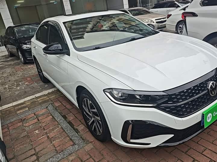 Фото 4 - Volkswagen Lavida