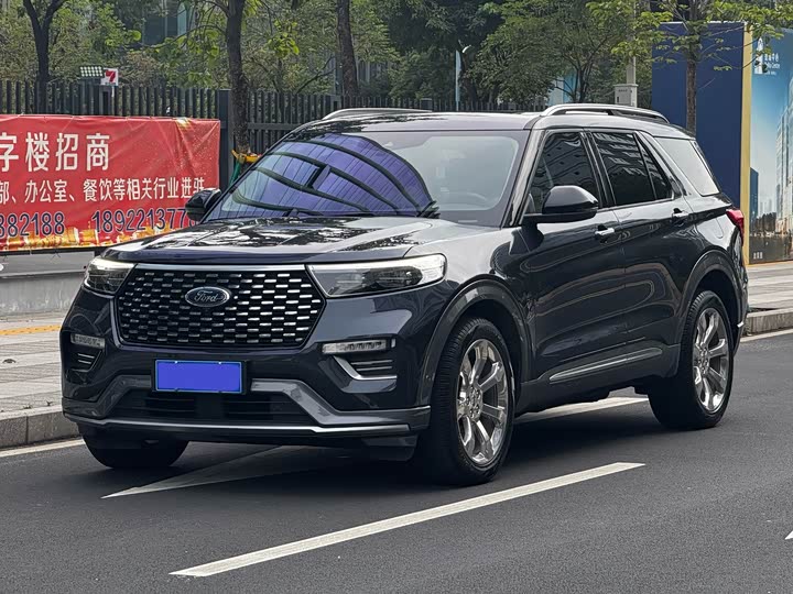 Фото 1 - Ford Explorer