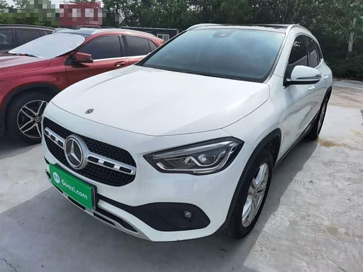 Фото 1 - Mercedes-Benz GLA-Class