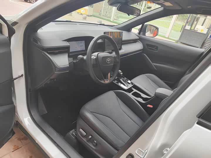 Toyota Frontlander 2026 2026款 2.0L CVT豪华版
