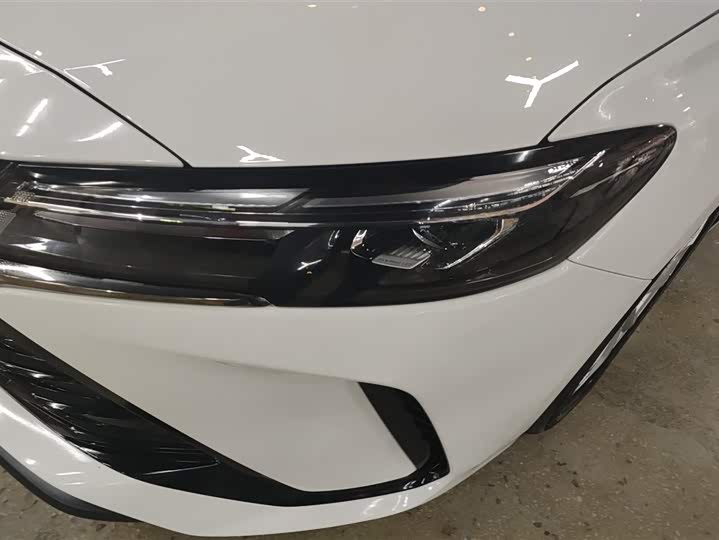 Chevrolet Monza 2023 2023款 1.5L 双离合悦享版