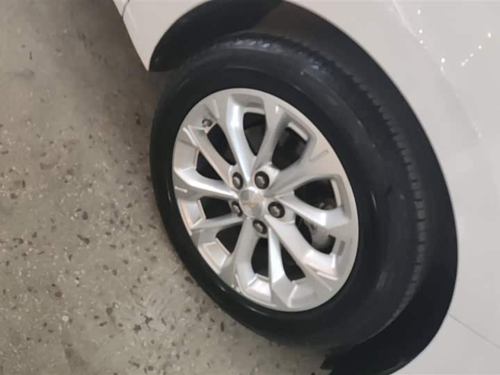Chevrolet Monza 2023 2023款 1.5L 双离合悦享版