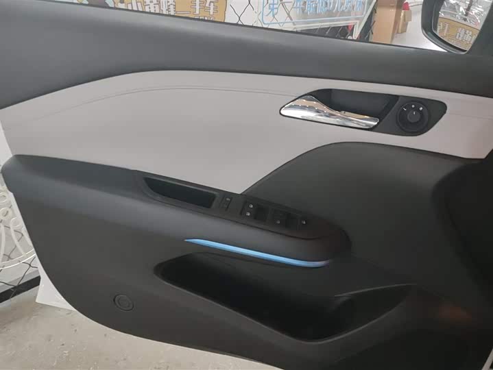 Chevrolet Monza 2023 2023款 1.5L 双离合悦享版