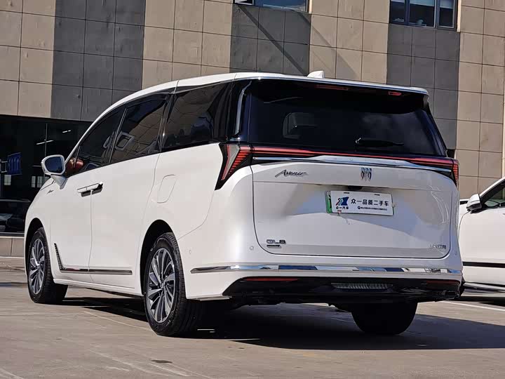 Buick GL8 Hybrid 2026 2026款 陆尊 奢享版
