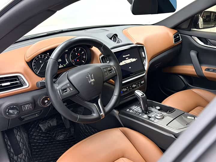 Maserati Ghibli 2021 2021款 2.0T 锋芒版