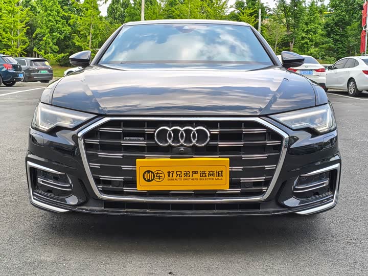 Фото 2 - Audi A6L