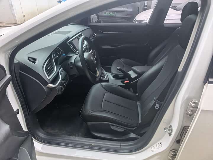 Фото 9 - Buick Excelle GT