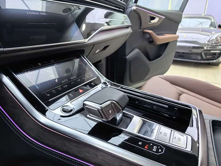 Audi Q7 2024 2024款 45 TFSI quattro S line运动型