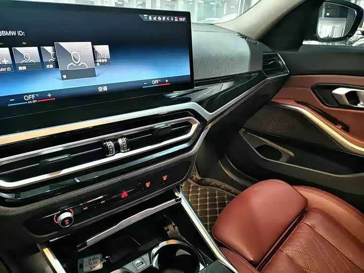 Фото 6 - BMW 3 Series
