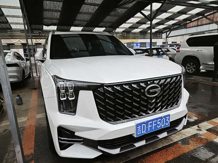 Фото 2 - GAC Trumpchi GS8