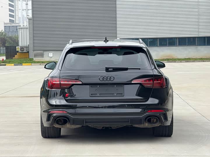 Audi RS 4 2022 2022款 RS4 Avant 黑曜版