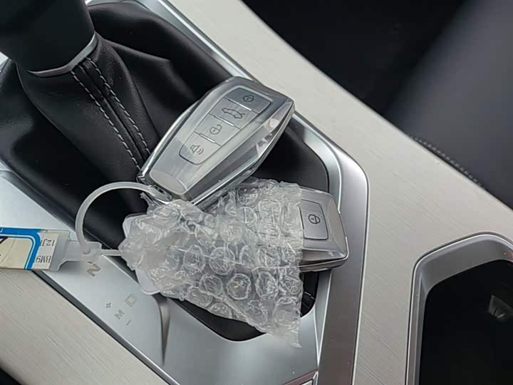 Geely Coolray 2025 2025款 1.5L CVT 超能