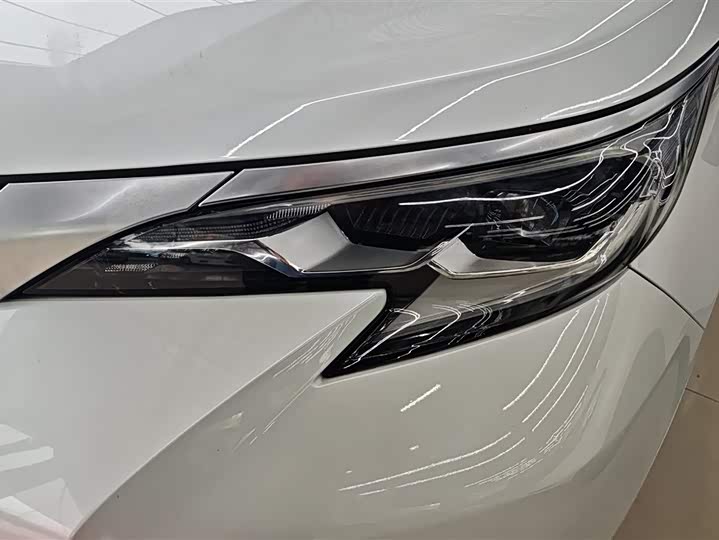 Photo 5 - Toyota Sienna