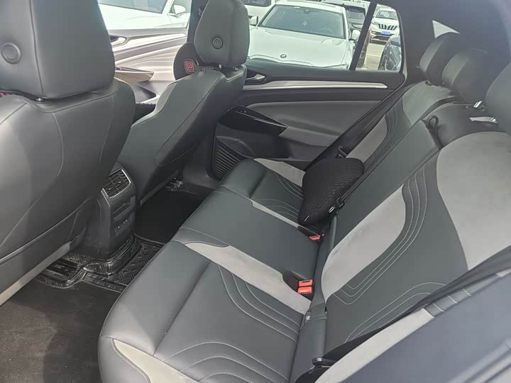 Фото 6 - Volkswagen ID.4 Crozz