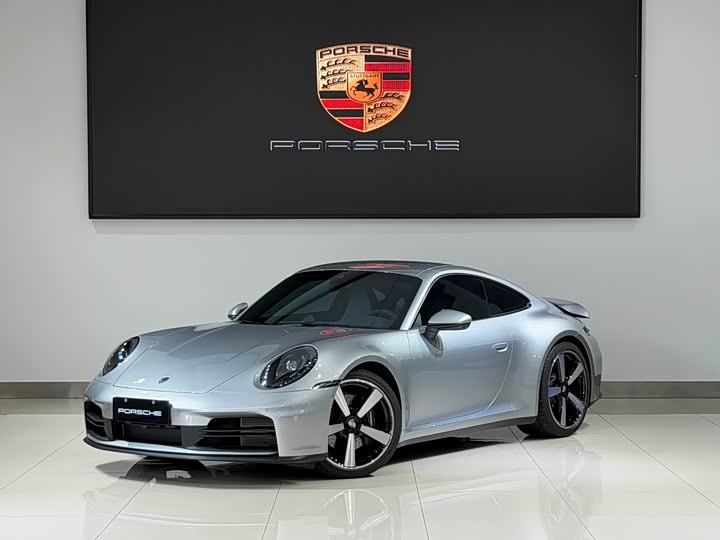 Фото 1 - Porsche 911