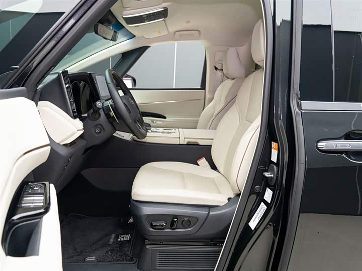 Lexus LM 2025 2025款 500h 四座御世版