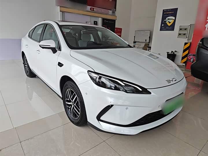 BYD Seal 05 DM-i Hybrid 2025 2025款 DM-i 智驾版 120KM旗舰型