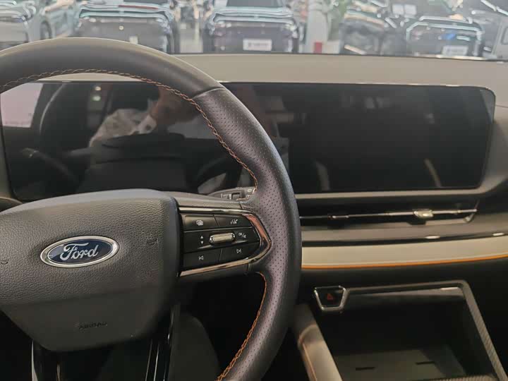 Ford Equator Sport 2023 2023款 极境 EcoBoost 170 光影