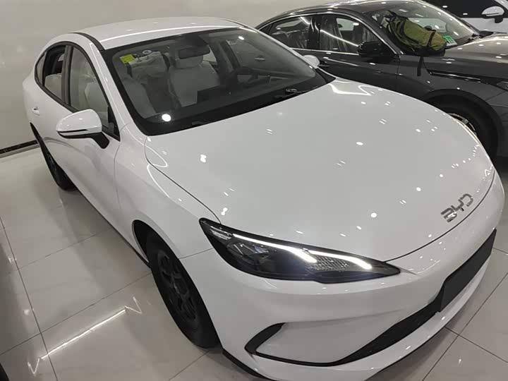 Фото 4 - BYD Seal 05 DM-i Hybrid
