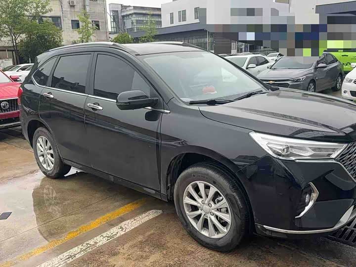 Фото 1 - Haval M6