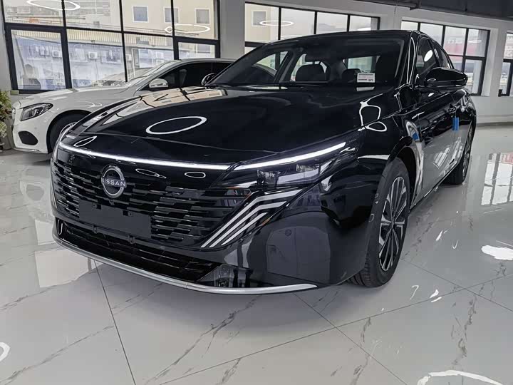 Nissan Teana 2026 2026款 鸿蒙座舱 2.0L 智能超舒适版
