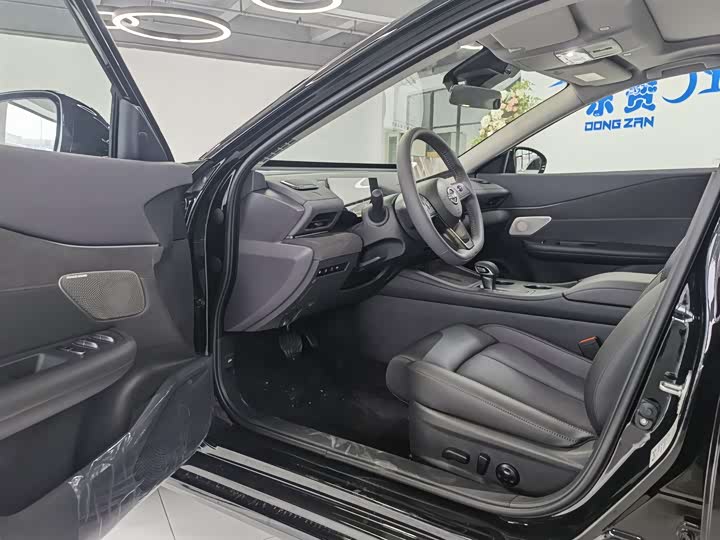 Nissan Teana 2026 2026款 鸿蒙座舱 2.0L 智能超舒适版