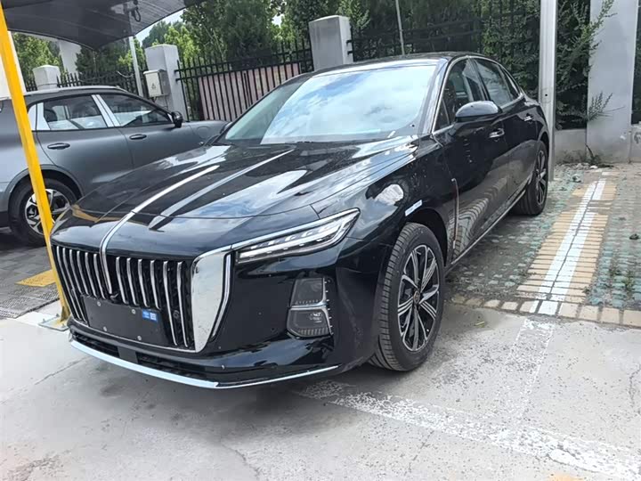 2025 Hongqi H5 Hybrid