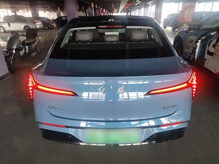 Hongqi EH5 (Tiangong 05) 2025 2025款 750智选版