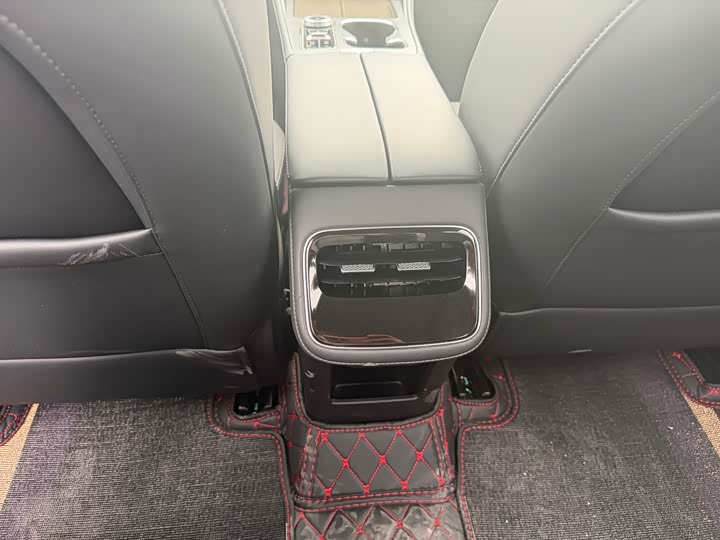 Chery Fulwin T8 2025 2025款 1.5T 130km 舒适版 7座