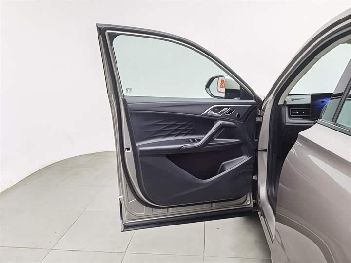 Roewe RX5 Hybrid 2023 2023款 eRX5 超混尊荣版