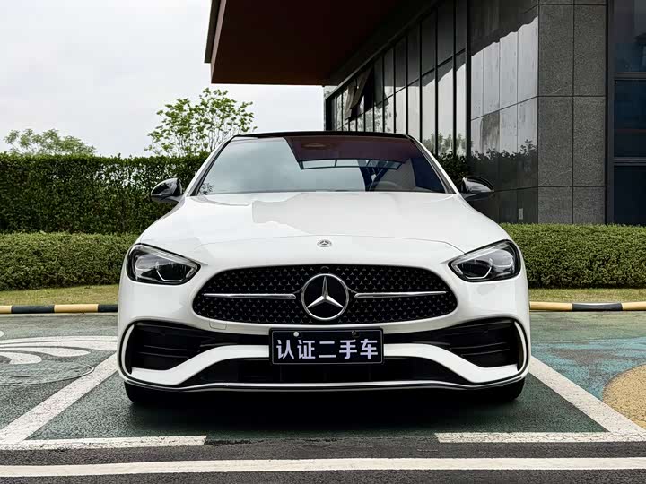 Zdjęcie 2 - Mercedes-Benz C-Class