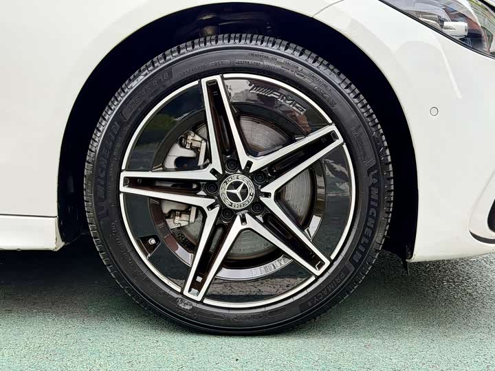 Zdjęcie 5 - Mercedes-Benz C-Class