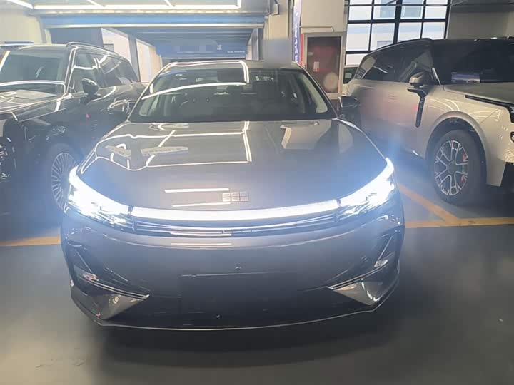 Geely Galaxy A7 2025 2025款 EM-i 150km 探索+版