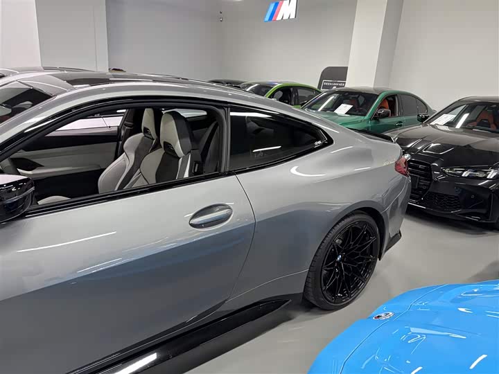 BMW M4 2024 2024款 M4双门轿跑车 M xDrive 雷霆版