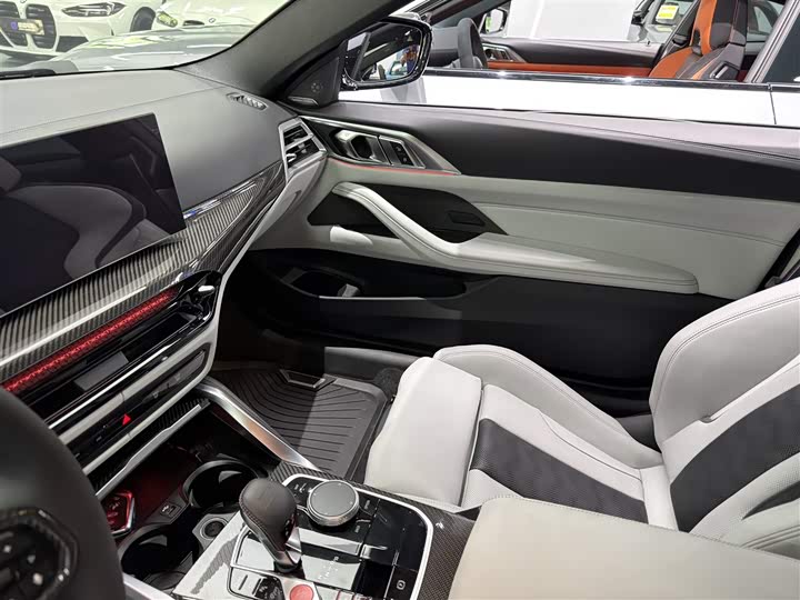 BMW M4 2024 2024款 M4双门轿跑车 M xDrive 雷霆版