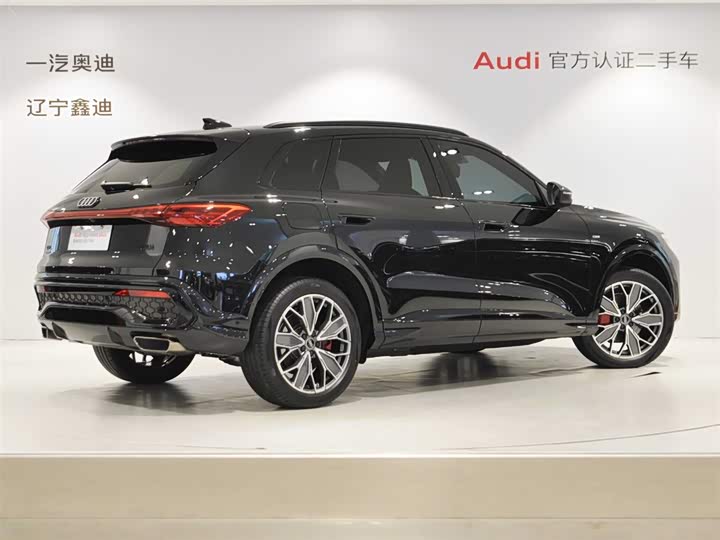 Audi Q5L 2026 2026款 2.0T 千万用户专享版