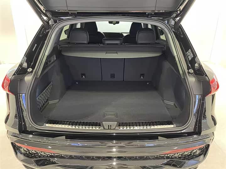 Audi Q5L 2026 2026款 2.0T 千万用户专享版