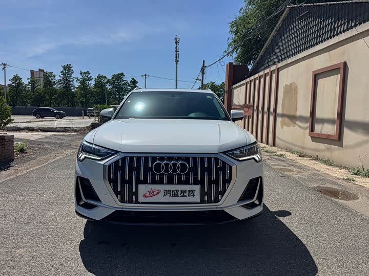 Фото 2 - Audi Q3