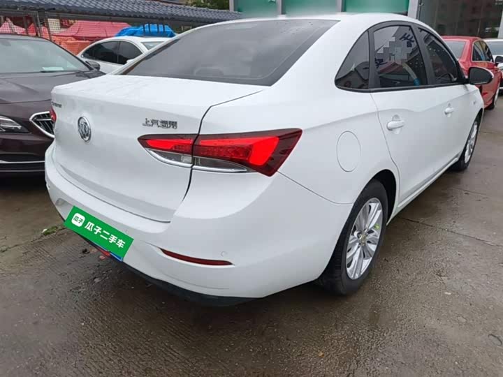 Photo 7 - Buick Excelle GT