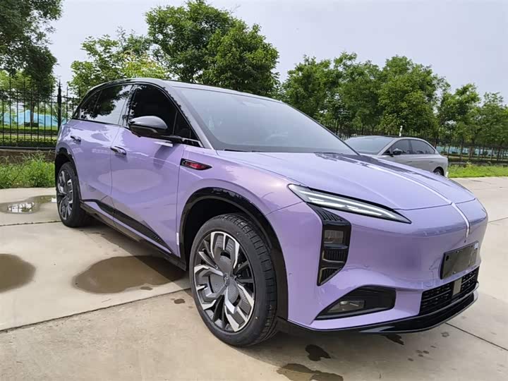 2025 Hongqi EHS7 (Tiangong 08)