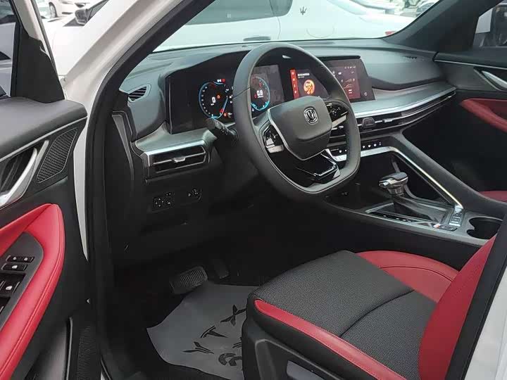 Changan CS35 Plus 2023 2023款 畅享版 1.4T DCT豪华型