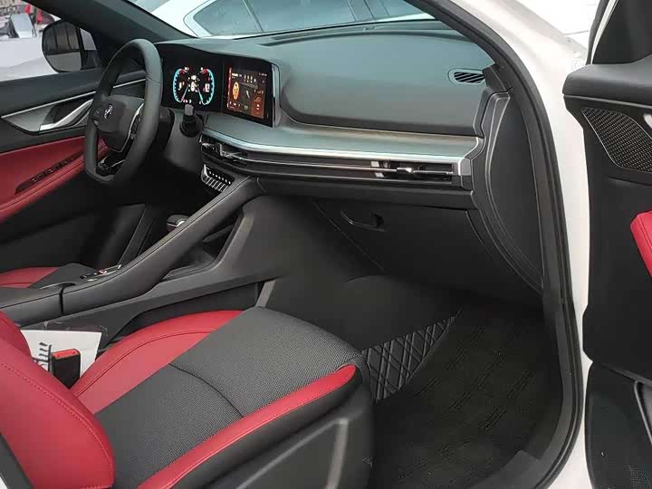 Changan CS35 Plus 2023 2023款 畅享版 1.4T DCT豪华型