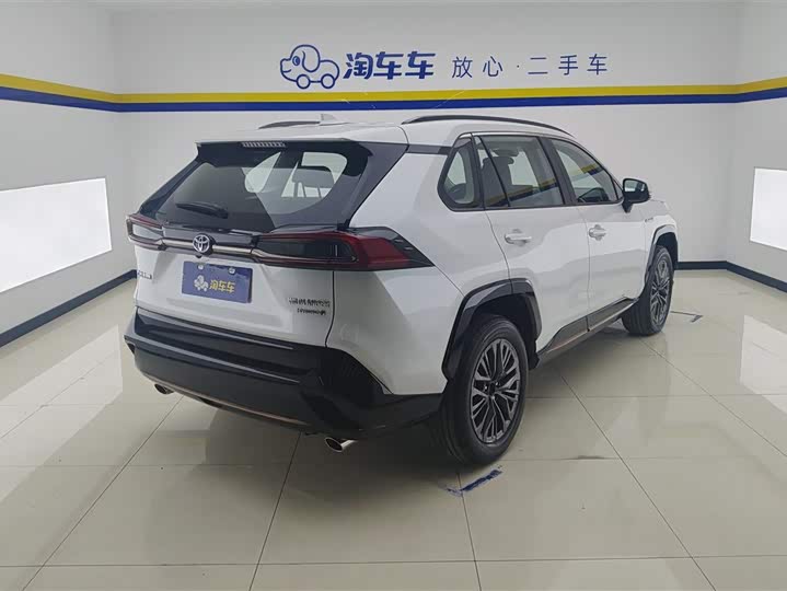 Toyota Wildlander 2024 2024款 双擎 2.5L E-CVT两驱豪华PLUS版